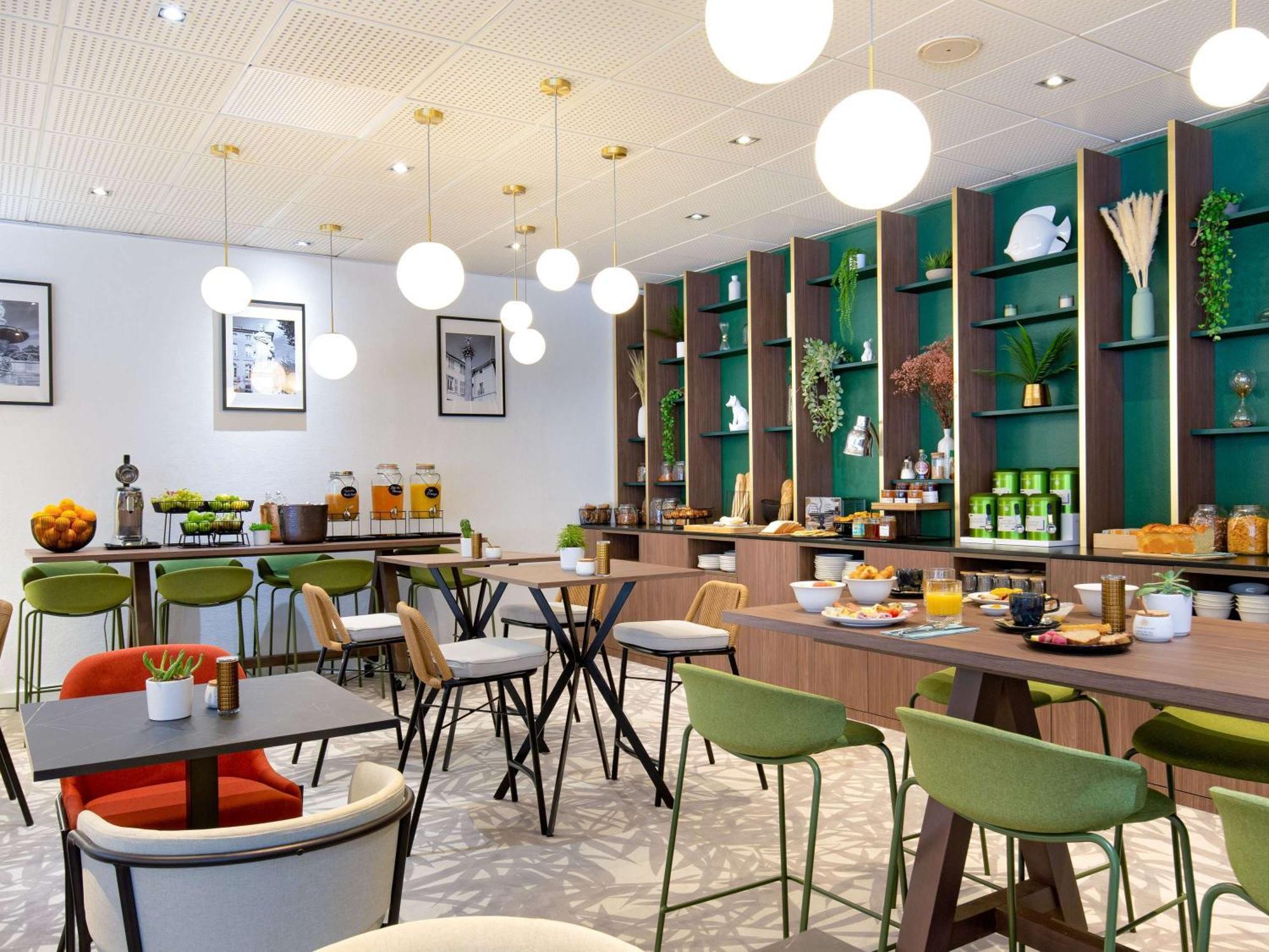 普罗旺斯艾克斯博马努瓦诺富特酒店 普罗旺斯地区艾克斯 外观 照片