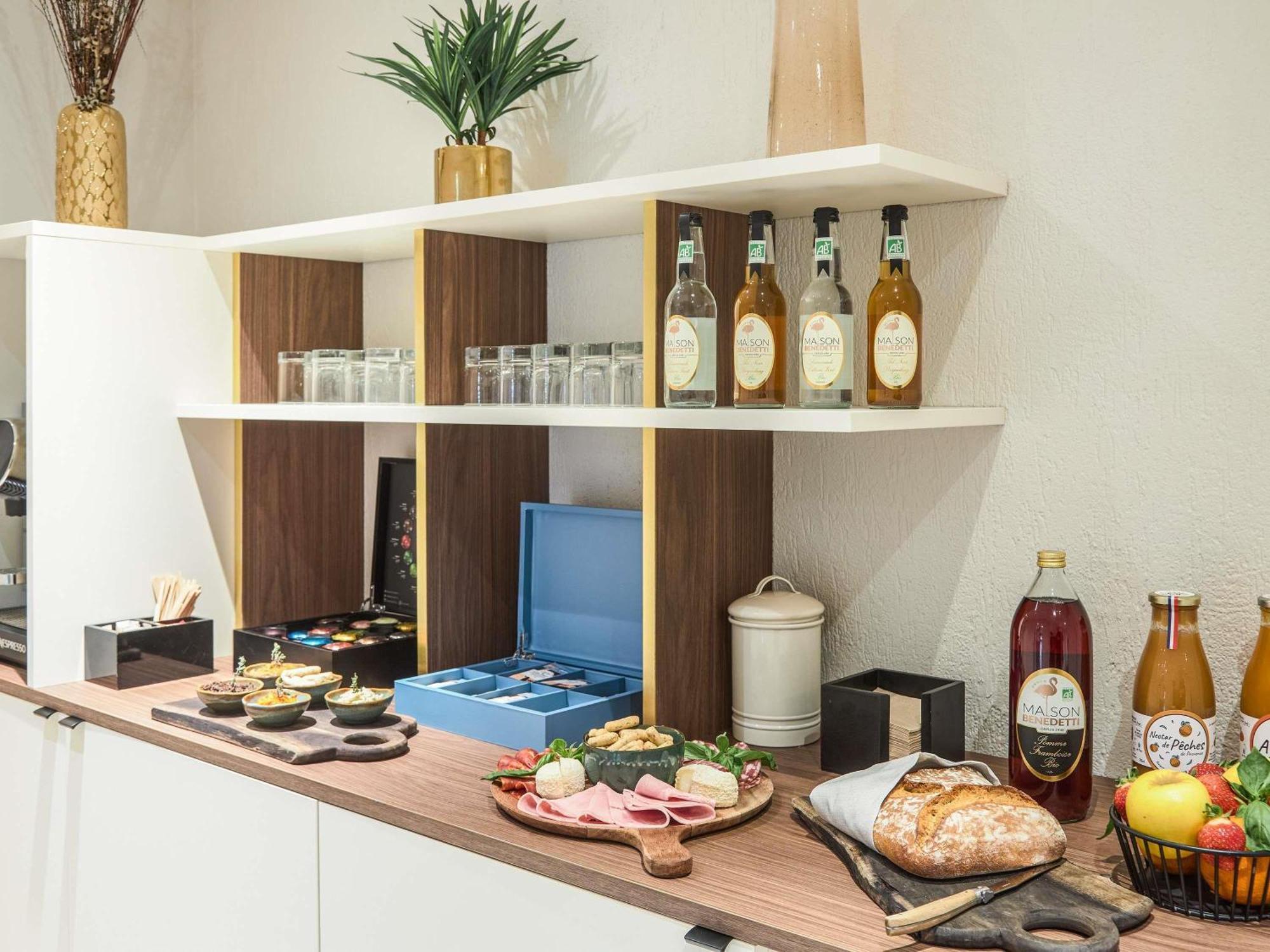 普罗旺斯艾克斯博马努瓦诺富特酒店 普罗旺斯地区艾克斯 外观 照片